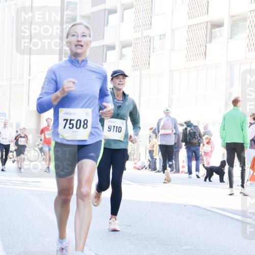 06.10.2024 - 19. swb-Marathon Bremen Matties Gatica Varas http://msf.ph/oto/7364540 06.10.2024 10:41:22 Laufen 8870, 8996, 8997, 7508, 9710 meine-sportfotos.de