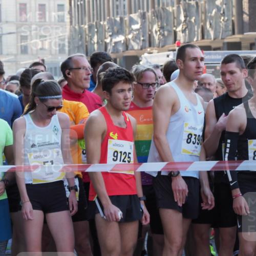 06.10.2024 - 19. swb-Marathon Bremen Luisa Fischer http://msf.ph/oto/7364736 06.10.2024 09:52:11 Allgemein zum Event 7019, 9125, 8396, 8350 meine-sportfotos.de