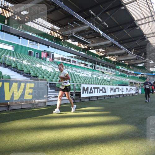 06.10.2024 - 19. swb-Marathon Bremen Yannick Fuchs http://msf.ph/oto/7364953 06.10.2024 10:35:30 Laufen im Stadion 7034, 7035, 7042, 7138, 7155, 7162, 7226, 7251, 7258, 7266, 7295, 7341, 7353, 7391, 7393, 7428, 7468, 7490, 7514, 7515, 7829, 7830, 7863, 7899, 7900, 7902, 7904, 7923, 7932, 7967, 8073, 8074, 8121, 8131, 8144, 8183, 8191, 8225, 8265, 8273, 8370, 8378, 8409, 8410, 8421, 8425, 8449, 8450, 8506, 8562, 8589, 8595, 8698, 8799, 8818, 8837, 8952, 8957, 9029, 9128, 9666 meine-sportfotos.de