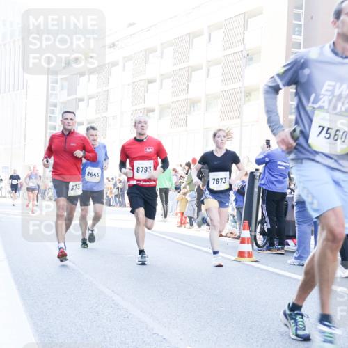 06.10.2024 - 19. swb-Marathon Bremen Matties Gatica Varas http://msf.ph/oto/7364972 06.10.2024 10:41:37 Laufen 873, 8645, 8793, 7673, 7560 meine-sportfotos.de