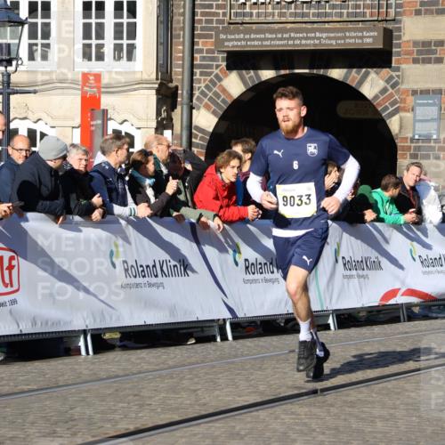 06.10.2024 - 19. swb-Marathon Bremen Strokosch-Dieckow http://msf.ph/oto/7364985 06.10.2024 10:39:29 Ziel 7105, 7157, 8511, 9033, 9056 meine-sportfotos.de