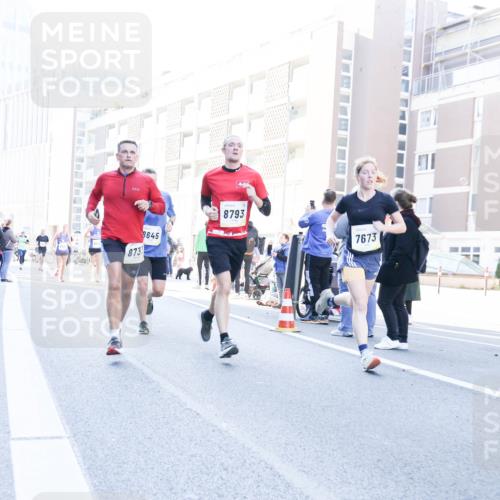 06.10.2024 - 19. swb-Marathon Bremen Matties Gatica Varas http://msf.ph/oto/7365003 06.10.2024 10:41:38 Laufen 873, 8645, 8793, 7673 meine-sportfotos.de