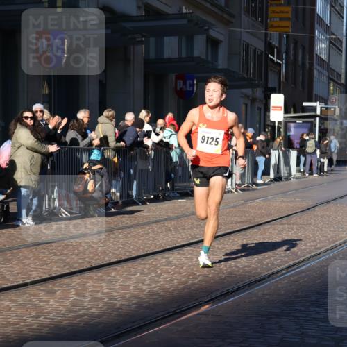 06.10.2024 - 19. swb-Marathon Bremen Strokosch-Dieckow http://msf.ph/oto/7365020 06.10.2024 10:28:24 Laufen 9125 meine-sportfotos.de