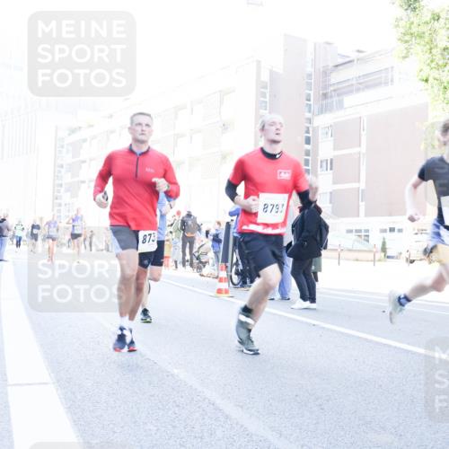 06.10.2024 - 19. swb-Marathon Bremen Matties Gatica Varas http://msf.ph/oto/7365035 06.10.2024 10:41:39 Laufen 873, 8793 meine-sportfotos.de