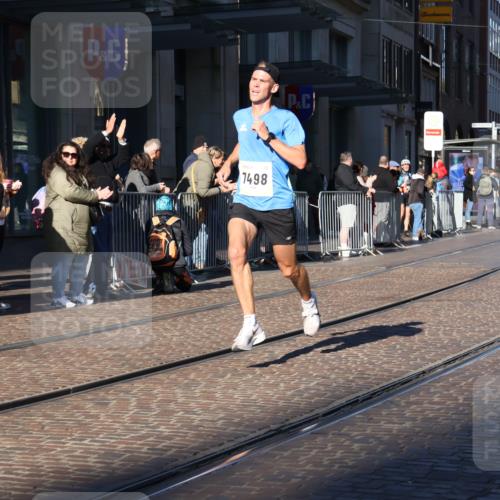 06.10.2024 - 19. swb-Marathon Bremen Strokosch-Dieckow http://msf.ph/oto/7365146 06.10.2024 10:29:05 Laufen 44, 51, 7498, 8559 meine-sportfotos.de