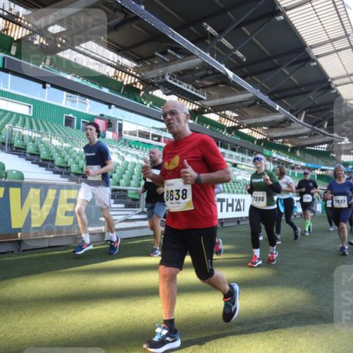 06.10.2024 - 19. swb-Marathon Bremen Yannick Fuchs http://msf.ph/oto/7365180 06.10.2024 10:36:03 Laufen im Stadion 7018, 7020, 7051, 7101, 7102, 7167, 7182, 7391, 7393, 7434, 7460, 7462, 7514, 7515, 7522, 7573, 7609, 7610, 7639, 7667, 7686, 7694, 7724, 7769, 7878, 7907, 7937, 7939, 7945, 7951, 7969, 7977, 8096, 8102, 8125, 8131, 8212, 8253, 8254, 8265, 8273, 8367, 8379, 8401, 8425, 8462, 8483, 8486, 8530, 8545, 8562, 8582, 8638, 8668, 8675, 8685, 8704, 8737, 8787, 8818, 8837, 8914, 8920, 8940, 8941, 8957, 9017, 9020, 9042, 9043, 9128, 9666 meine-sportfotos.de