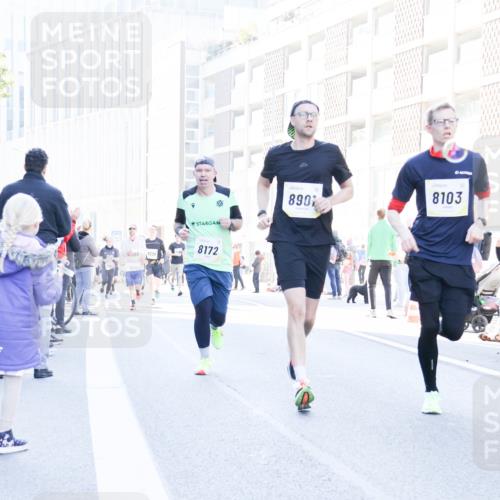 06.10.2024 - 19. swb-Marathon Bremen Matties Gatica Varas http://msf.ph/oto/7365235 06.10.2024 10:41:47 Laufen 8980, 580, 8238, 890, 8172, 8103 meine-sportfotos.de
