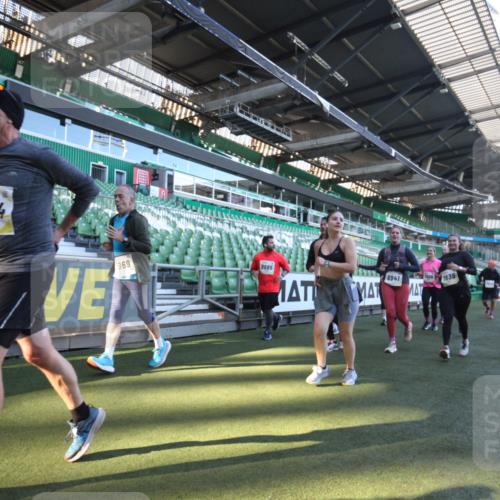 06.10.2024 - 19. swb-Marathon Bremen Yannick Fuchs http://msf.ph/oto/7365272 06.10.2024 10:36:09 Laufen im Stadion 7018, 7020, 7051, 7101, 7102, 7167, 7182, 7434, 7460, 7462, 7514, 7515, 7522, 7529, 7573, 7609, 7610, 7639, 7667, 7686, 7694, 7724, 7769, 7878, 7907, 7937, 7939, 7944, 7945, 7951, 7969, 7977, 8096, 8102, 8116, 8125, 8131, 8212, 8253, 8254, 8265, 8273, 8367, 8379, 8401, 8425, 8462, 8483, 8486, 8530, 8545, 8562, 8582, 8638, 8668, 8675, 8685, 8704, 8737, 8787, 8818, 8914, 8920, 8940, 8941, 9017, 9020, 9042, 9043, 9083, 9128, 9666 meine-sportfotos.de