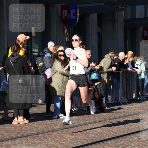 06.10.2024 - 19. swb-Marathon Bremen Strokosch-Dieckow http://msf.ph/oto/7365352 06.10.2024 10:29:32 Laufen 44, 51 meine-sportfotos.de