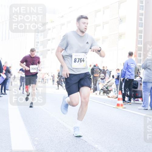 06.10.2024 - 19. swb-Marathon Bremen Matties Gatica Varas http://msf.ph/oto/7365511 06.10.2024 10:41:58 Laufen 903, 7648, 8764 meine-sportfotos.de