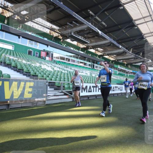 06.10.2024 - 19. swb-Marathon Bremen Yannick Fuchs http://msf.ph/oto/7365664 06.10.2024 10:36:35 Laufen im Stadion 7022, 7051, 7064, 7101, 7102, 7104, 7152, 7160, 7300, 7326, 7434, 7529, 7547, 7558, 7636, 7708, 7709, 7715, 7721, 7747, 7748, 7769, 7792, 7896, 7939, 7944, 7951, 8078, 8081, 8082, 8083, 8084, 8102, 8116, 8125, 8138, 8168, 8170, 8193, 8253, 8254, 8379, 8401, 8430, 8438, 8493, 8545, 8592, 8613, 8621, 8708, 8737, 8741, 8751, 8914, 8977, 8978, 9020, 9022, 9024, 9042, 9043, 9083, 9990 meine-sportfotos.de