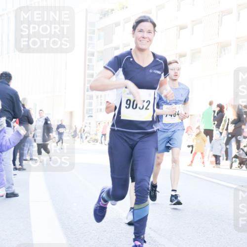 06.10.2024 - 19. swb-Marathon Bremen Matties Gatica Varas http://msf.ph/oto/7365673 06.10.2024 10:42:03 Laufen 9032, 704 meine-sportfotos.de
