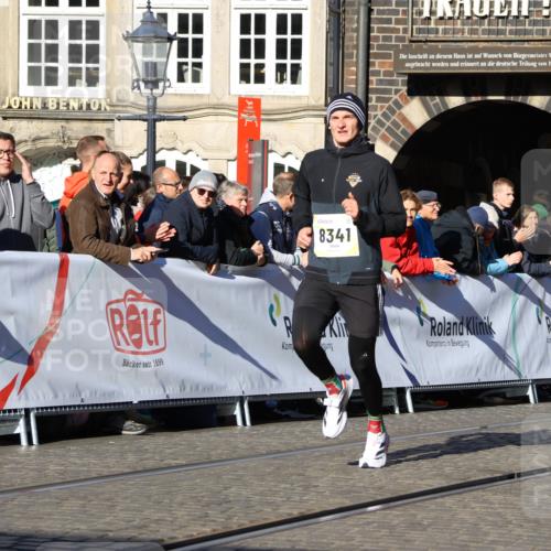 06.10.2024 - 19. swb-Marathon Bremen Strokosch-Dieckow http://msf.ph/oto/7365756 06.10.2024 10:40:03 Ziel 7649, 8341, 8447, 8627, 8974, 9036, 9087 meine-sportfotos.de
