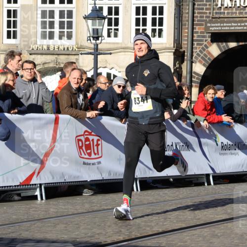 06.10.2024 - 19. swb-Marathon Bremen Strokosch-Dieckow http://msf.ph/oto/7365840 06.10.2024 10:40:03 Ziel 7649, 8341, 8447, 8627, 8974, 9036, 9087 meine-sportfotos.de