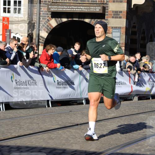 06.10.2024 - 19. swb-Marathon Bremen Strokosch-Dieckow http://msf.ph/oto/7365936 06.10.2024 10:40:05 Ziel 7649, 8341, 8447, 8627, 8974, 9036, 9087 meine-sportfotos.de