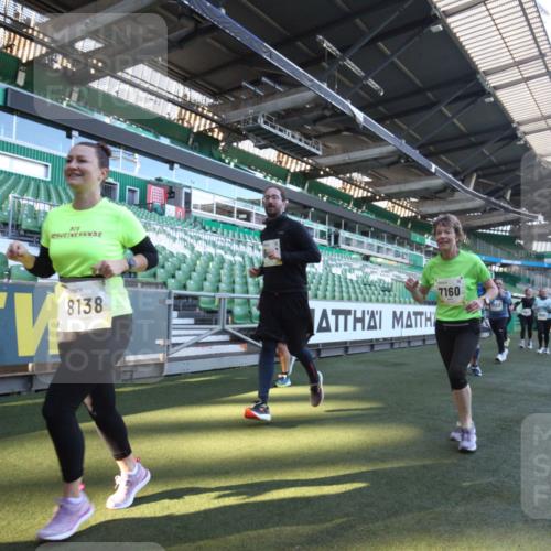 06.10.2024 - 19. swb-Marathon Bremen Yannick Fuchs http://msf.ph/oto/7365998 06.10.2024 10:37:02 Laufen im Stadion 7022, 7064, 7104, 7152, 7160, 7172, 7326, 7399, 7416, 7441, 7495, 7558, 7626, 7627, 7636, 7645, 7721, 7792, 7818, 7819, 7834, 7908, 8025, 8026, 8032, 8050, 8051, 8077, 8078, 8083, 8104, 8138, 8168, 8170, 8193, 8201, 8202, 8216, 8221, 8340, 8407, 8430, 8438, 8448, 8493, 8529, 8574, 8592, 8599, 8613, 8621, 8660, 8693, 8696, 8703, 8708, 8731, 8741, 8751, 8770, 8778, 8811, 8862, 9010, 9022, 9024, 9074, 9123, 9990 meine-sportfotos.de