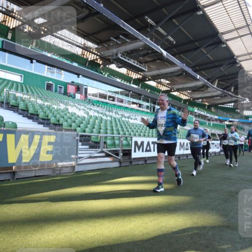 06.10.2024 - 19. swb-Marathon Bremen Yannick Fuchs http://msf.ph/oto/7366021 06.10.2024 10:37:04 Laufen im Stadion 7022, 7064, 7104, 7152, 7160, 7172, 7326, 7399, 7416, 7441, 7495, 7558, 7626, 7627, 7636, 7645, 7721, 7792, 7818, 7819, 7834, 7908, 8025, 8026, 8032, 8050, 8051, 8077, 8078, 8083, 8104, 8138, 8168, 8170, 8193, 8201, 8202, 8216, 8221, 8340, 8407, 8430, 8438, 8448, 8493, 8529, 8574, 8592, 8599, 8613, 8621, 8660, 8693, 8696, 8703, 8708, 8731, 8741, 8751, 8770, 8778, 8811, 8862, 9010, 9022, 9074, 9123, 9990 meine-sportfotos.de