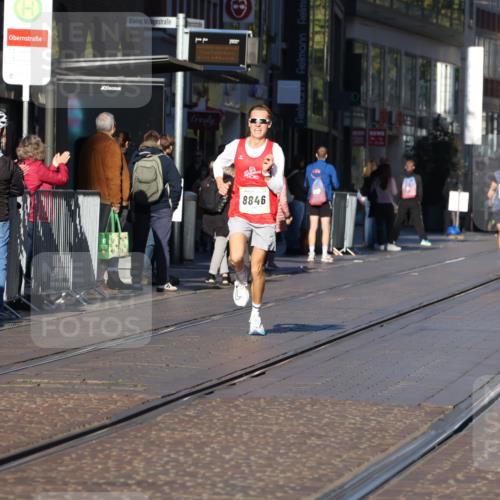 06.10.2024 - 19. swb-Marathon Bremen Strokosch-Dieckow http://msf.ph/oto/7366199 06.10.2024 10:31:43 Laufen 8300, 8371, 8513, 8846, 9063 meine-sportfotos.de