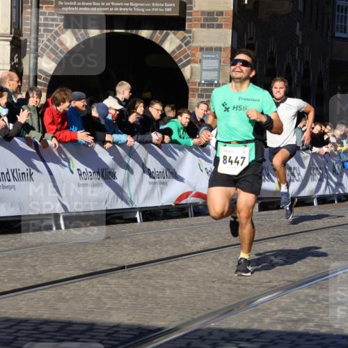 06.10.2024 - 19. swb-Marathon Bremen Strokosch-Dieckow http://msf.ph/oto/7366264 06.10.2024 10:40:15 Ziel 7649, 8447, 8974 meine-sportfotos.de