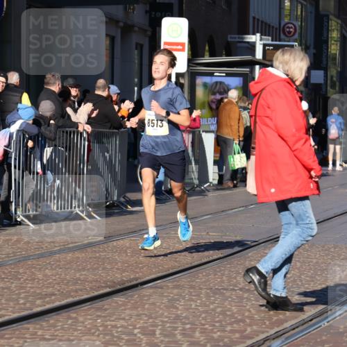 06.10.2024 - 19. swb-Marathon Bremen Strokosch-Dieckow http://msf.ph/oto/7366289 06.10.2024 10:31:53 Laufen 8300, 8371, 8513, 8753, 8780, 9063 meine-sportfotos.de