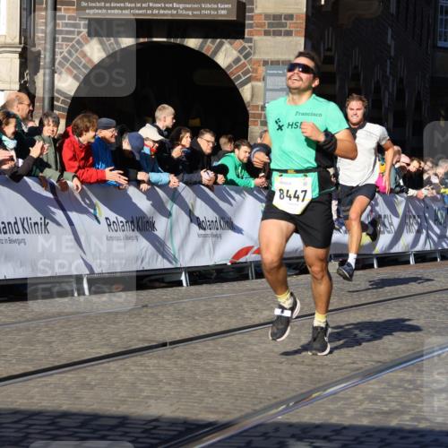 06.10.2024 - 19. swb-Marathon Bremen Strokosch-Dieckow http://msf.ph/oto/7366295 06.10.2024 10:40:15 Ziel 7649, 8447, 8974 meine-sportfotos.de
