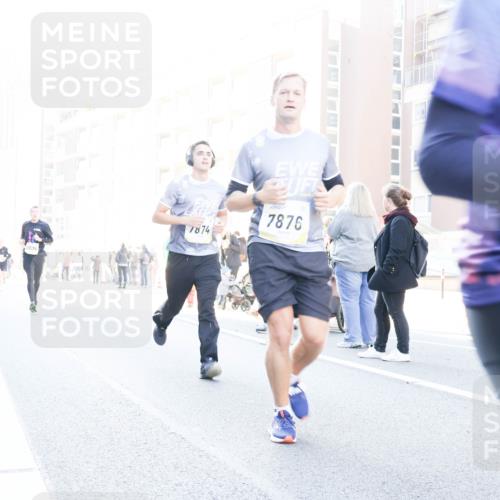 06.10.2024 - 19. swb-Marathon Bremen Matties Gatica Varas http://msf.ph/oto/7366314 06.10.2024 10:42:24 Laufen 8635, 7874, 7876 meine-sportfotos.de