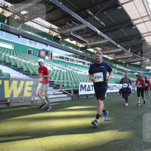 06.10.2024 - 19. swb-Marathon Bremen Yannick Fuchs http://msf.ph/oto/7366391 06.10.2024 10:37:26 Laufen im Stadion 7038, 7164, 7172, 7220, 7399, 7441, 7495, 7512, 7588, 7611, 7612, 7645, 7672, 7688, 7711, 7713, 7728, 7729, 7817, 7818, 7819, 7834, 7999, 8021, 8025, 8026, 8032, 8063, 8077, 8104, 8114, 8130, 8140, 8141, 8145, 8169, 8182, 8184, 8201, 8202, 8213, 8216, 8217, 8221, 8282, 8294, 8340, 8393, 8407, 8448, 8464, 8529, 8532, 8535, 8574, 8597, 8599, 8660, 8687, 8693, 8696, 8703, 8731, 8770, 8778, 8811, 8862, 9010, 9074 meine-sportfotos.de