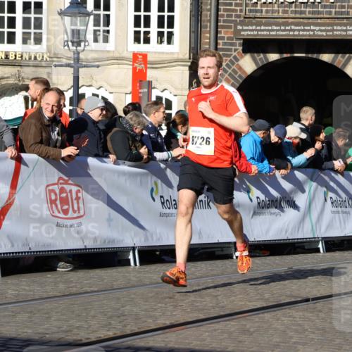 06.10.2024 - 19. swb-Marathon Bremen Strokosch-Dieckow http://msf.ph/oto/7366578 06.10.2024 10:40:35 Ziel 7738, 8120, 8180, 8220, 8390, 8544, 8726, 8784, 9052 meine-sportfotos.de