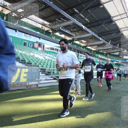 06.10.2024 - 19. swb-Marathon Bremen Yannick Fuchs http://msf.ph/oto/7366607 06.10.2024 10:37:44 Laufen im Stadion 7038, 7062, 7075, 7093, 7112, 7164, 7211, 7212, 7220, 7310, 7356, 7357, 7374, 7420, 7440, 7473, 7475, 7495, 7500, 7512, 7543, 7544, 7588, 7611, 7612, 7672, 7681, 7688, 7711, 7713, 7725, 7728, 7729, 7732, 7808, 7817, 7881, 7916, 7994, 7995, 7999, 8021, 8063, 8114, 8130, 8140, 8141, 8145, 8169, 8182, 8184, 8188, 8213, 8217, 8282, 8294, 8295, 8296, 8393, 8417, 8439, 8464, 8507, 8532, 8535, 8537, 8549, 8597, 8623, 8687, 8697, 8895 meine-sportfotos.de