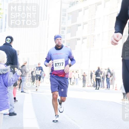 06.10.2024 - 19. swb-Marathon Bremen Matties Gatica Varas http://msf.ph/oto/7366623 06.10.2024 10:42:32 Laufen 8777, 24 meine-sportfotos.de