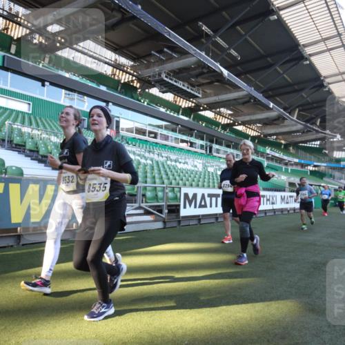 06.10.2024 - 19. swb-Marathon Bremen Yannick Fuchs http://msf.ph/oto/7366627 06.10.2024 10:37:45 Laufen im Stadion 7038, 7062, 7075, 7093, 7112, 7164, 7211, 7212, 7220, 7310, 7356, 7357, 7374, 7420, 7440, 7473, 7475, 7495, 7500, 7512, 7543, 7544, 7588, 7611, 7612, 7672, 7681, 7688, 7711, 7713, 7725, 7728, 7729, 7732, 7808, 7817, 7881, 7916, 7994, 7995, 7999, 8021, 8063, 8114, 8130, 8140, 8141, 8145, 8169, 8182, 8184, 8188, 8213, 8217, 8282, 8294, 8295, 8296, 8393, 8417, 8439, 8464, 8507, 8532, 8535, 8537, 8549, 8597, 8623, 8687, 8697, 8821, 8895 meine-sportfotos.de