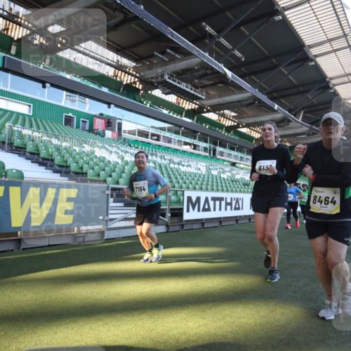 06.10.2024 - 19. swb-Marathon Bremen Yannick Fuchs http://msf.ph/oto/7366659 06.10.2024 10:37:48 Laufen im Stadion 7038, 7062, 7070, 7075, 7093, 7112, 7164, 7166, 7211, 7212, 7220, 7310, 7356, 7357, 7374, 7420, 7440, 7473, 7475, 7500, 7512, 7543, 7544, 7588, 7611, 7612, 7653, 7672, 7681, 7688, 7711, 7713, 7725, 7728, 7729, 7732, 7808, 7817, 7881, 7916, 7994, 7995, 7999, 8021, 8063, 8114, 8130, 8140, 8141, 8145, 8169, 8182, 8184, 8188, 8213, 8217, 8282, 8294, 8295, 8296, 8393, 8417, 8439, 8464, 8507, 8532, 8535, 8537, 8549, 8554, 8565, 8597, 8623, 8687, 8697, 8821, 8895 meine-sportfotos.de