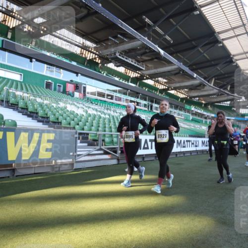 06.10.2024 - 19. swb-Marathon Bremen Yannick Fuchs http://msf.ph/oto/7366847 06.10.2024 10:38:03 Laufen im Stadion 7062, 7070, 7075, 7079, 7093, 7112, 7166, 7211, 7212, 7235, 7301, 7310, 7348, 7356, 7357, 7374, 7420, 7440, 7455, 7473, 7475, 7500, 7524, 7527, 7543, 7544, 7653, 7672, 7681, 7711, 7713, 7725, 7728, 7729, 7732, 7760, 7808, 7836, 7845, 7881, 7916, 7933, 7994, 7995, 7999, 8063, 8114, 8134, 8136, 8140, 8141, 8145, 8188, 8213, 8295, 8296, 8393, 8417, 8439, 8455, 8507, 8537, 8549, 8554, 8565, 8623, 8697, 8714, 8821, 8895, 8926, 8944, 9127, 9876 meine-sportfotos.de