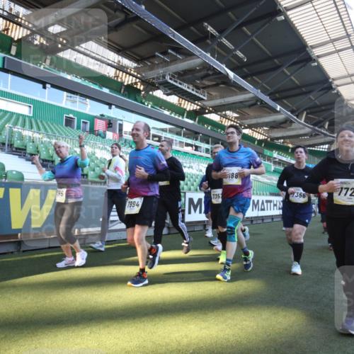 06.10.2024 - 19. swb-Marathon Bremen Yannick Fuchs http://msf.ph/oto/7366922 06.10.2024 10:38:08 Laufen im Stadion 7062, 7070, 7075, 7079, 7093, 7112, 7166, 7211, 7212, 7235, 7301, 7310, 7348, 7356, 7357, 7374, 7420, 7440, 7455, 7473, 7475, 7500, 7524, 7527, 7543, 7544, 7653, 7672, 7681, 7705, 7725, 7728, 7729, 7732, 7760, 7791, 7808, 7836, 7845, 7881, 7916, 7933, 7949, 7994, 7995, 8063, 8114, 8134, 8136, 8140, 8141, 8145, 8149, 8164, 8165, 8188, 8295, 8296, 8417, 8439, 8455, 8507, 8537, 8549, 8554, 8565, 8623, 8690, 8697, 8714, 8821, 8876, 8880, 8895, 8926, 8944, 9127, 9876 meine-sportfotos.de