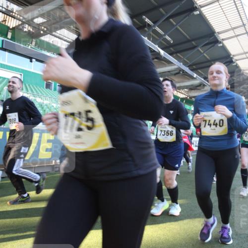 06.10.2024 - 19. swb-Marathon Bremen Yannick Fuchs http://msf.ph/oto/7366938 06.10.2024 10:38:09 Laufen im Stadion 7062, 7070, 7075, 7079, 7093, 7112, 7166, 7211, 7212, 7235, 7301, 7310, 7348, 7356, 7357, 7374, 7420, 7440, 7455, 7473, 7475, 7500, 7524, 7527, 7543, 7544, 7653, 7681, 7705, 7725, 7732, 7760, 7791, 7808, 7836, 7845, 7881, 7916, 7933, 7949, 7994, 7995, 8063, 8114, 8134, 8136, 8140, 8141, 8145, 8149, 8164, 8165, 8188, 8295, 8296, 8417, 8439, 8455, 8507, 8537, 8549, 8554, 8565, 8623, 8690, 8697, 8714, 8821, 8876, 8880, 8895, 8916, 8926, 8944, 9127, 9876 meine-sportfotos.de