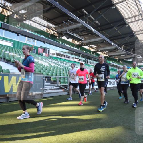 06.10.2024 - 19. swb-Marathon Bremen Yannick Fuchs http://msf.ph/oto/7367043 06.10.2024 10:38:15 Laufen im Stadion 7062, 7070, 7075, 7079, 7093, 7112, 7166, 7211, 7212, 7235, 7301, 7310, 7348, 7356, 7357, 7374, 7420, 7440, 7455, 7473, 7475, 7500, 7524, 7527, 7543, 7544, 7653, 7705, 7725, 7732, 7760, 7791, 7808, 7836, 7845, 7881, 7933, 7949, 7994, 7995, 8134, 8136, 8149, 8164, 8165, 8188, 8295, 8296, 8417, 8422, 8439, 8455, 8507, 8549, 8554, 8565, 8590, 8591, 8623, 8690, 8714, 8821, 8876, 8880, 8895, 8916, 8926, 8944, 9127, 9876 meine-sportfotos.de