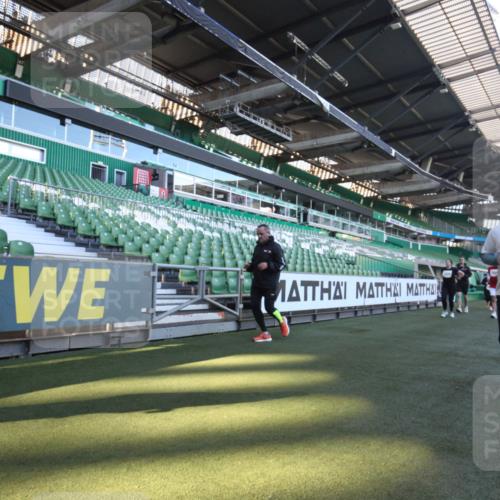 06.10.2024 - 19. swb-Marathon Bremen Yannick Fuchs http://msf.ph/oto/7367175 06.10.2024 10:38:24 Laufen im Stadion 7068, 7070, 7079, 7166, 7211, 7212, 7235, 7301, 7336, 7348, 7374, 7420, 7455, 7473, 7475, 7500, 7524, 7527, 7653, 7705, 7725, 7760, 7791, 7836, 7845, 7933, 7949, 8134, 8136, 8149, 8164, 8165, 8296, 8417, 8422, 8455, 8507, 8518, 8519, 8549, 8554, 8563, 8565, 8590, 8591, 8623, 8690, 8714, 8758, 8821, 8876, 8880, 8916, 8926, 8930, 8944, 9062, 9127, 9876 meine-sportfotos.de