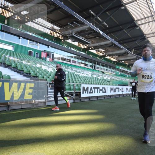 06.10.2024 - 19. swb-Marathon Bremen Yannick Fuchs http://msf.ph/oto/7367203 06.10.2024 10:38:24 Laufen im Stadion 7068, 7070, 7079, 7166, 7211, 7212, 7235, 7301, 7336, 7348, 7374, 7420, 7455, 7473, 7475, 7500, 7524, 7527, 7653, 7705, 7725, 7760, 7791, 7836, 7845, 7933, 7949, 8134, 8136, 8149, 8164, 8165, 8296, 8417, 8422, 8455, 8507, 8518, 8519, 8549, 8554, 8563, 8565, 8590, 8591, 8623, 8690, 8714, 8758, 8821, 8876, 8880, 8916, 8926, 8930, 8944, 9062, 9127, 9876 meine-sportfotos.de