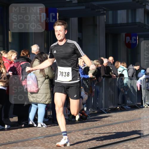 06.10.2024 - 19. swb-Marathon Bremen Strokosch-Dieckow http://msf.ph/oto/7367277 06.10.2024 10:33:21 Laufen 7838, 8139, 8423, 8543, 8664, 8735, 8750, 8938 meine-sportfotos.de