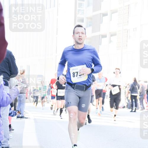 06.10.2024 - 19. swb-Marathon Bremen Matties Gatica Varas http://msf.ph/oto/7367295 06.10.2024 10:42:49 Laufen 885, 8578, 875, 8711 meine-sportfotos.de