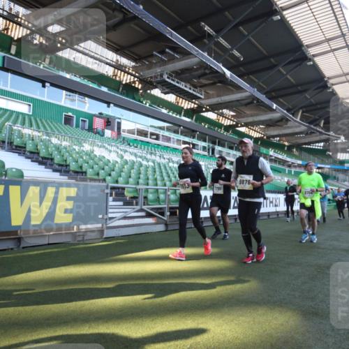 06.10.2024 - 19. swb-Marathon Bremen Yannick Fuchs http://msf.ph/oto/7367301 06.10.2024 10:38:34 Laufen im Stadion 7068, 7079, 7173, 7235, 7248, 7301, 7336, 7348, 7359, 7455, 7517, 7527, 7589, 7592, 7593, 7705, 7791, 7836, 7845, 7933, 7949, 7952, 8134, 8136, 8149, 8164, 8165, 8420, 8422, 8455, 8518, 8519, 8563, 8590, 8591, 8684, 8690, 8714, 8758, 8866, 8876, 8880, 8916, 8926, 8930, 8944, 9062, 9127, 9876 meine-sportfotos.de