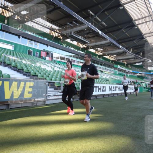 06.10.2024 - 19. swb-Marathon Bremen Yannick Fuchs http://msf.ph/oto/7367439 06.10.2024 10:38:42 Laufen im Stadion 7068, 7115, 7173, 7219, 7248, 7301, 7311, 7336, 7359, 7455, 7517, 7589, 7592, 7593, 7705, 7791, 7836, 7845, 7933, 7934, 7949, 7952, 8064, 8126, 8128, 8135, 8136, 8149, 8164, 8165, 8247, 8420, 8422, 8518, 8519, 8563, 8590, 8591, 8684, 8690, 8714, 8758, 8866, 8876, 8880, 8916, 8930, 8950, 9062, 9113, 9876 meine-sportfotos.de