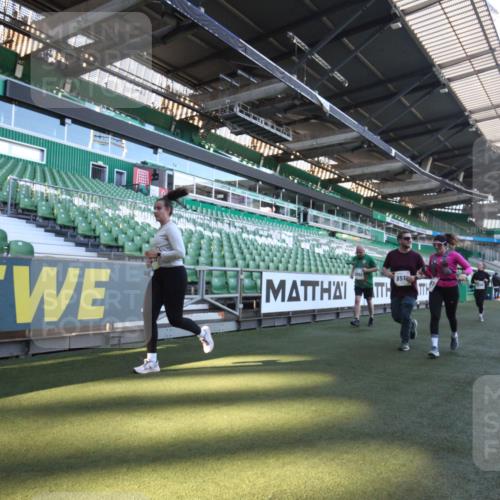 06.10.2024 - 19. swb-Marathon Bremen Yannick Fuchs http://msf.ph/oto/7367459 06.10.2024 10:38:45 Laufen im Stadion 7068, 7115, 7173, 7219, 7248, 7301, 7311, 7324, 7331, 7336, 7359, 7517, 7589, 7592, 7593, 7705, 7791, 7836, 7845, 7933, 7934, 7949, 7952, 8064, 8126, 8128, 8135, 8149, 8164, 8165, 8247, 8420, 8422, 8518, 8519, 8563, 8590, 8591, 8684, 8690, 8714, 8734, 8758, 8855, 8866, 8876, 8880, 8916, 8930, 8950, 9062, 9113, 9876 meine-sportfotos.de