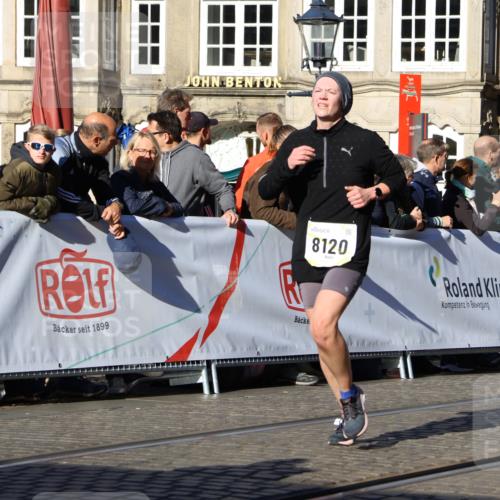 06.10.2024 - 19. swb-Marathon Bremen Strokosch-Dieckow http://msf.ph/oto/7367563 06.10.2024 10:40:47 Ziel 8120, 8180, 8383, 8544, 8642, 9052 meine-sportfotos.de