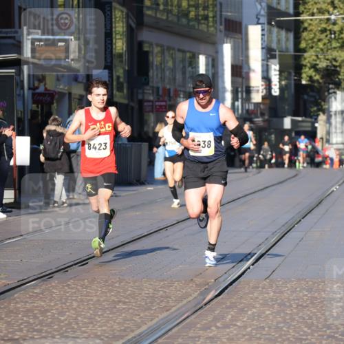 06.10.2024 - 19. swb-Marathon Bremen Strokosch-Dieckow http://msf.ph/oto/7367571 06.10.2024 10:33:50 Laufen 7190, 8423, 8655, 8750, 8938 meine-sportfotos.de