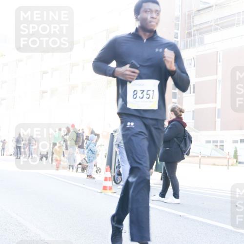 06.10.2024 - 19. swb-Marathon Bremen Matties Gatica Varas http://msf.ph/oto/7367601 06.10.2024 10:42:57 Laufen 8351 meine-sportfotos.de