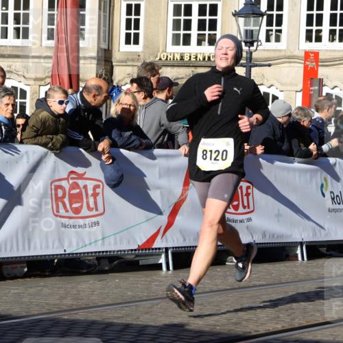 06.10.2024 - 19. swb-Marathon Bremen Strokosch-Dieckow http://msf.ph/oto/7367631 06.10.2024 10:40:47 Ziel 8120, 8180, 8383, 8544, 8642, 9052 meine-sportfotos.de