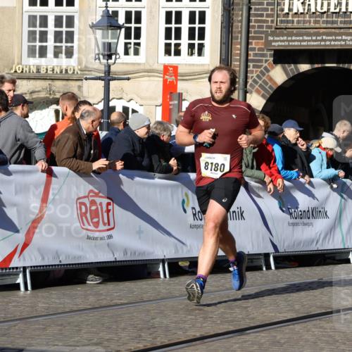 06.10.2024 - 19. swb-Marathon Bremen Strokosch-Dieckow http://msf.ph/oto/7367661 06.10.2024 10:40:50 Ziel 7196, 7743, 8120, 8180, 8329, 8383, 8544, 8642 meine-sportfotos.de