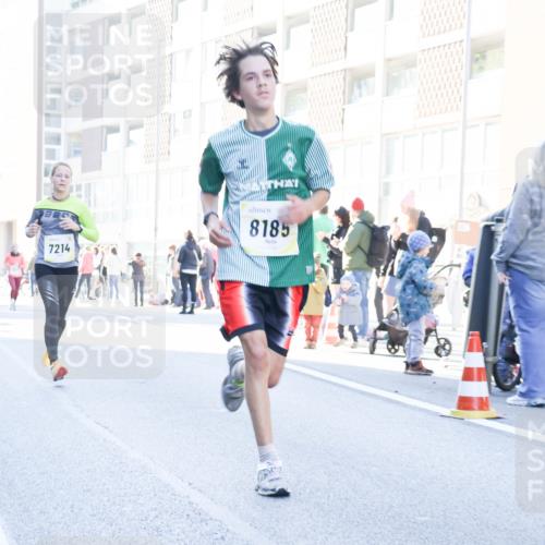 06.10.2024 - 19. swb-Marathon Bremen Matties Gatica Varas http://msf.ph/oto/7367669 06.10.2024 10:42:59 Laufen 7214, 8185 meine-sportfotos.de