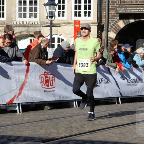 06.10.2024 - 19. swb-Marathon Bremen Strokosch-Dieckow http://msf.ph/oto/7367909 06.10.2024 10:40:59 Ziel 7196, 7743, 7964, 8095, 8329, 8331, 8383, 8642, 8831, 9019 meine-sportfotos.de